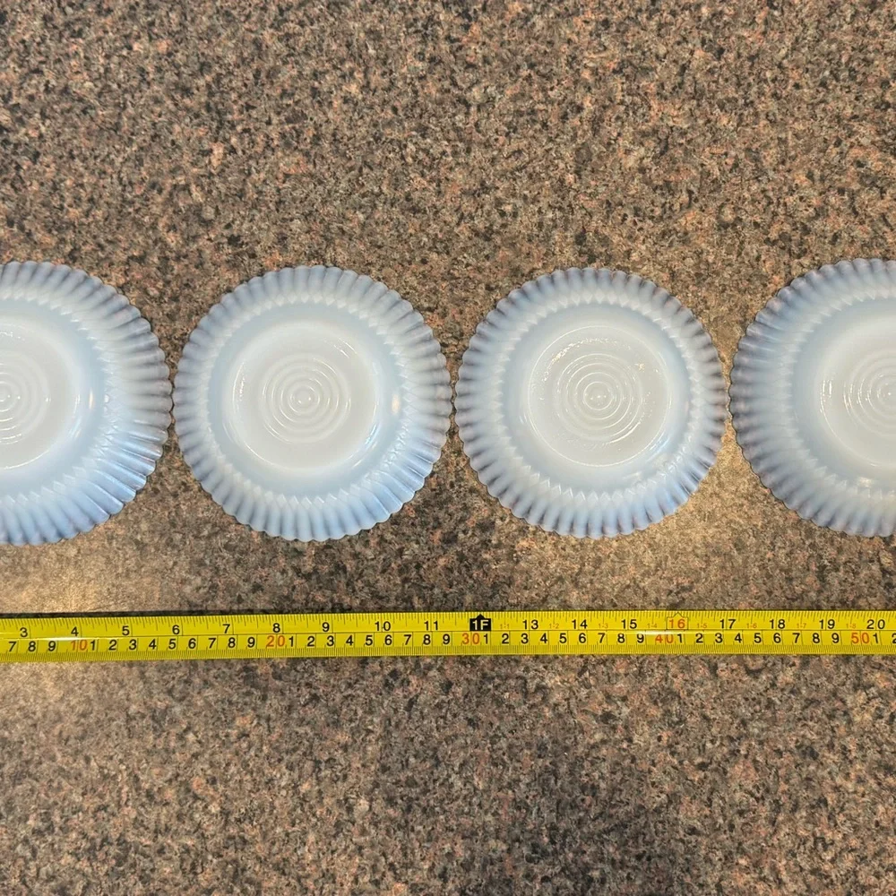 Set of 4 Cereal Bowls MacBeth-Evans Petalware Monax White Opalescent Hand wash! - Picture 7 of 7